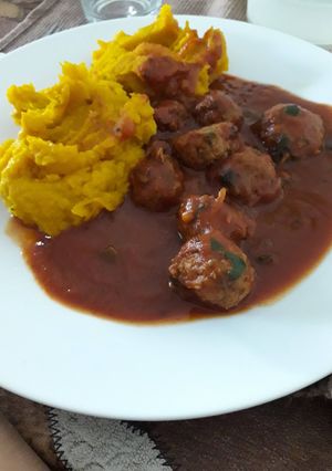 Una foto de Albóndigas con puré ¡sin pan rallado!