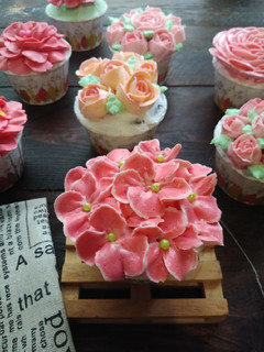 Foto resep Flower chocolate butter cup cake - simple ekonomis tanpa mixer