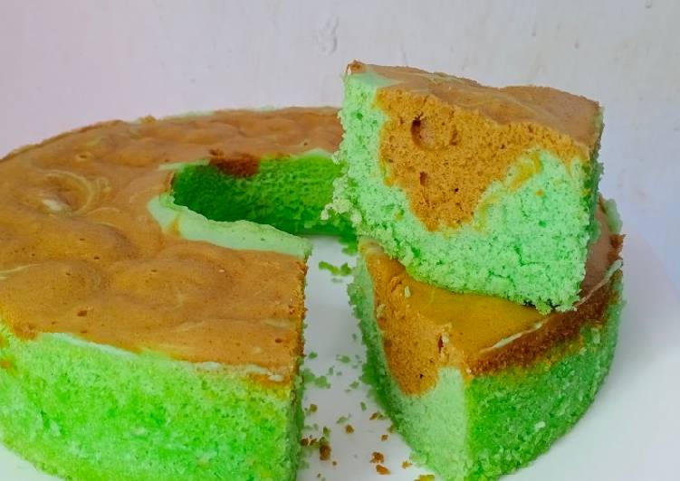 Langkah Mudah untuk Membuat Bolu kukus pandan mocca (takaran sendok) yang Sempurna