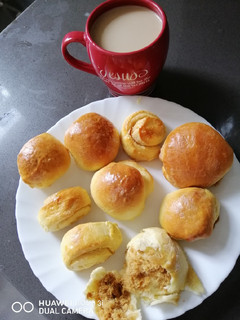 A picture of Fish Floss Bread.