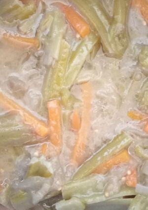 Una foto de Escabeche de troncos de acelga
