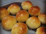 Roti isi cokelat