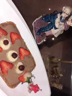 बिस्कुट फ्रूट केक (Biscuit fruit cake recipe in hindi) रेसिपी मुख्य फोटो