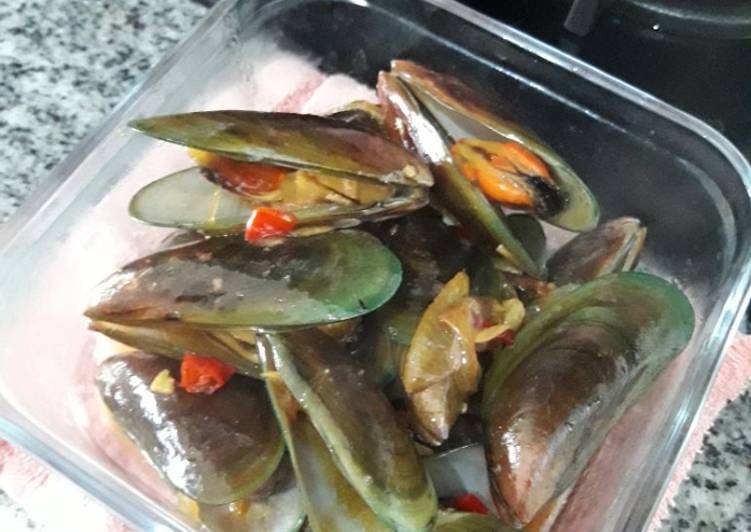 Kerang hijau saos tiram