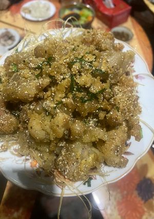 Hình của món Chân gà rút xương rang muối.