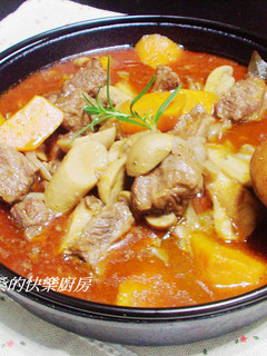 【匈牙利紅椒風味燉牛肉】 的食譜成品照片