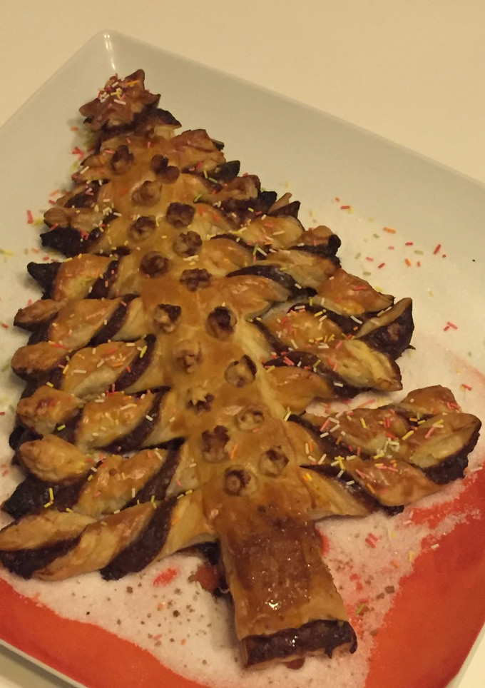 Una foto de Dulces de Navidad - Arbol de hojaldre Navideño