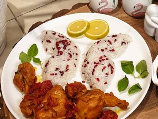 زرشک پلو با مرغ خوشمزه