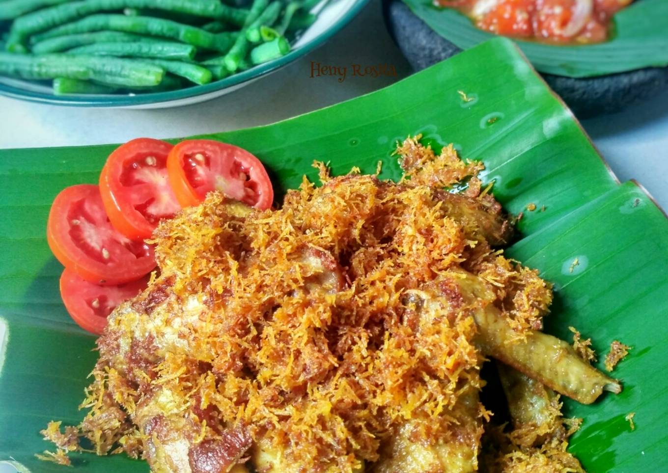 Ayam Goreng Serundeng