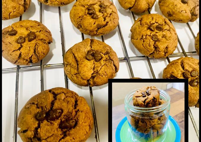 Wheat Choco-Chip Cookies (Eggless)