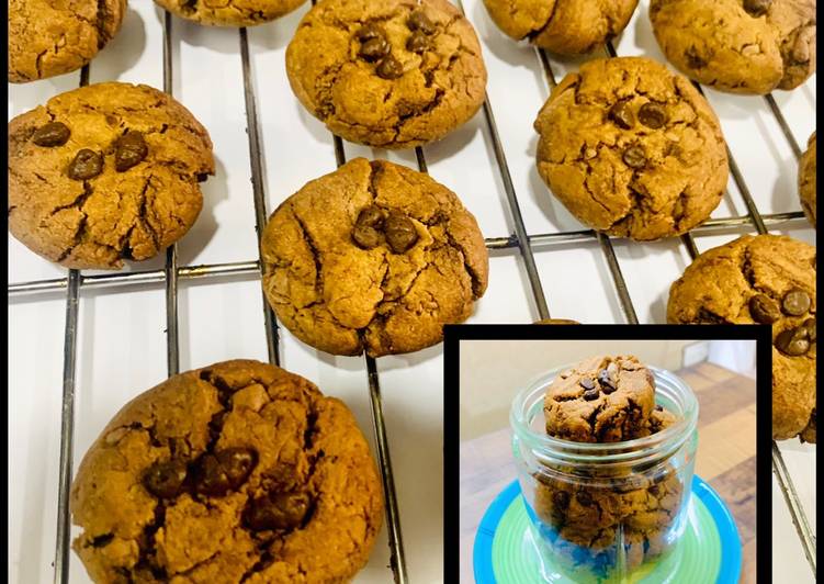 Recipe of Quick Wheat Choco-Chip Cookies (Eggless)
