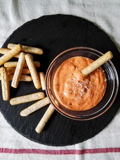 Una foto de Dip de piquillos