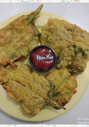 A picture of Palak pakoray.