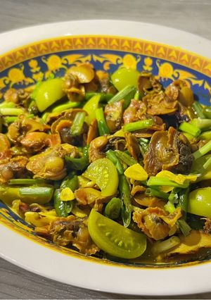 Foto resep Tumisan Kerang Dara Tomat Cabe Hijau