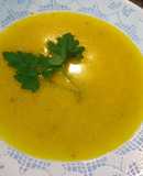 Sémola de caldo de pollo y verduras