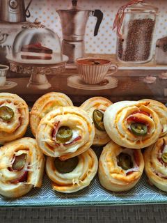 Melegszendvics csiga 🧈🌶🥓🧀🐌 recept fotója