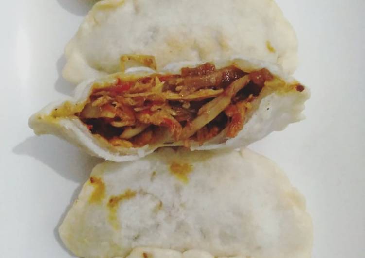 Cara Gampang Membuat Cireng Isi Ayam Suwir Pedas ??️ yang Bikin Ngiler