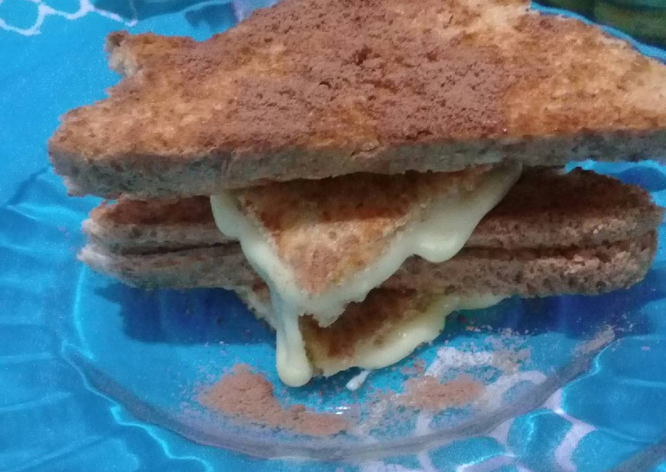 Roti gandum panggang meleleh..