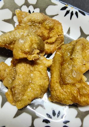 รูปของ หนังไก่ทอด เวฟแล้วไปหม้อทอดไร้น้ำมัน