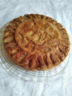 Una foto de Torta vegana invertida de manzanas 🍎 :)