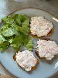 Puffer mit Lachscreme