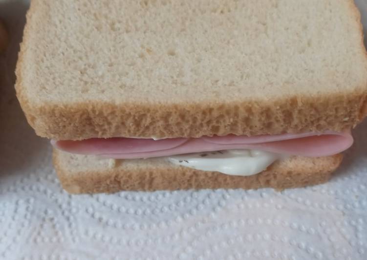 Step-by-Step Guide to Make Speedy Ham and Egg Sandwich Batch 2