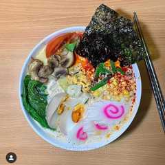 รูปของ Creamy Chicken Broth Samyang Ramen