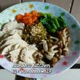 บะหมี่อกไก่ต้มผักรวมลวก