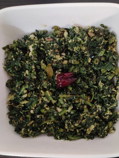சீற தோரன் (Cheera Thoran recipe in tamil) செய்முறை முக்கிய புகைப்படம்