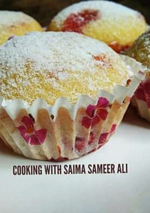 A picture of Simple vanila cup cakes.
