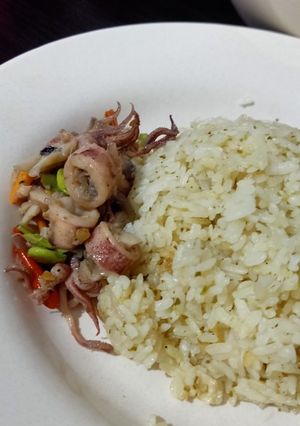Foto resep Nasi daun jeruk magic com gampang banget by mamom_ernie