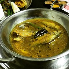 Puthi Macher Tok (Bengali Fish Curry) A picture of Puthi Macher Tok (Bengali Fish Curry).