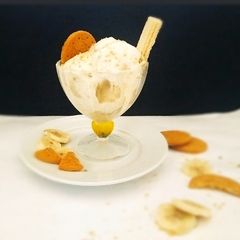A picture of Banana Pudding Ice-cream.