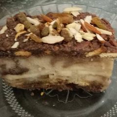 A picture of Banana Marie cake (No bake).