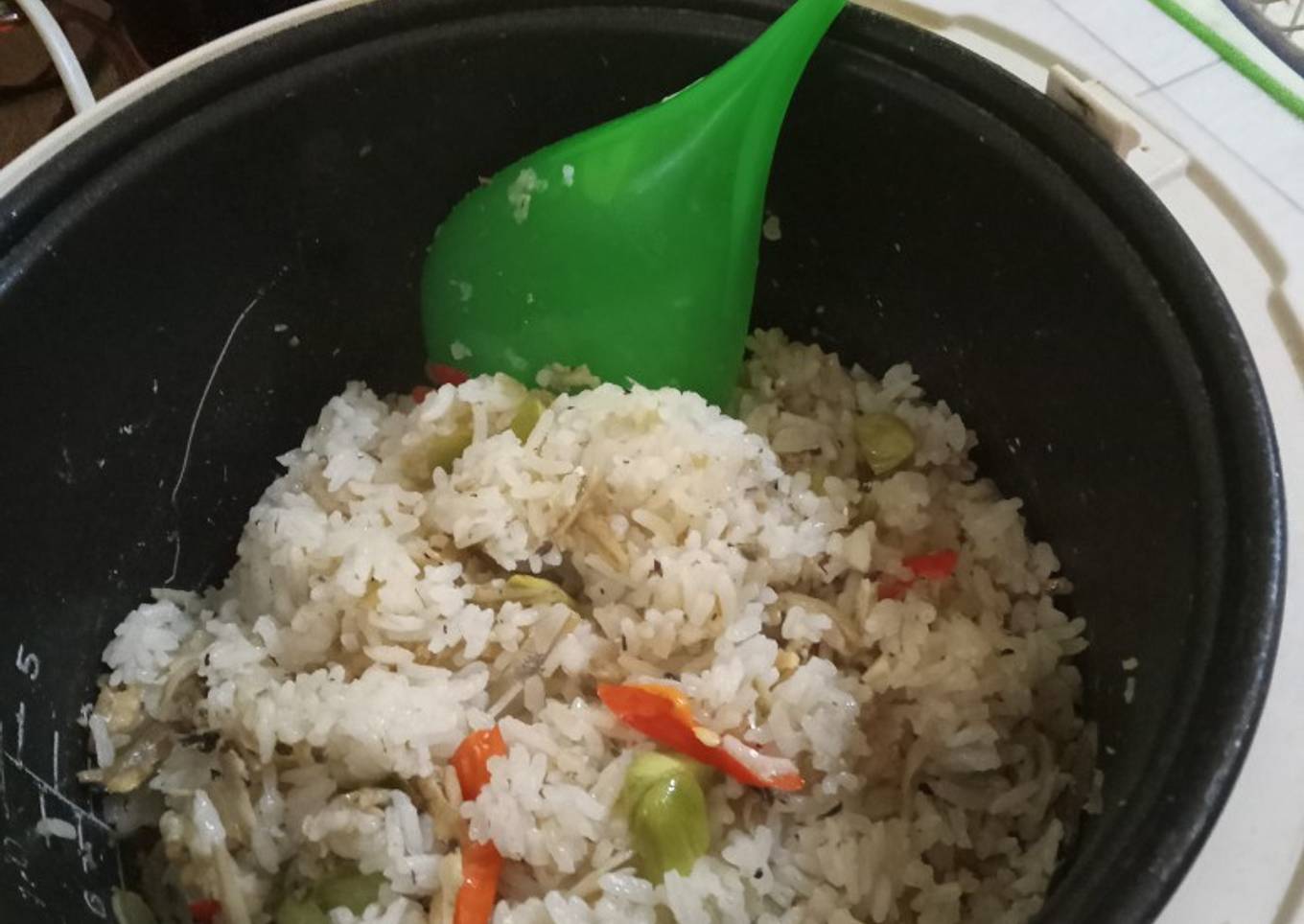 Nasi liwet rice cooker