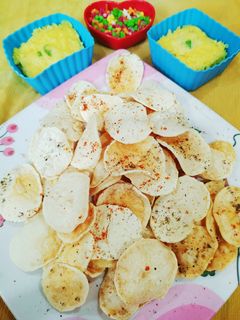 आलू चिप्स (Aloo chips recipe in Hindi) रेसिपी मुख्य फोटो