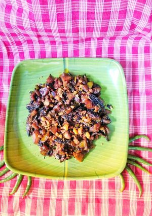 ক্রিসপি উচ্ছে রসুনের ফিউশন(Crispy Uchhe Rosuner Fusion Recipe in bengali) রেসিপির প্রধান ছবি