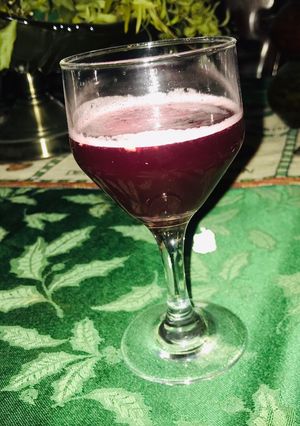Una foto de Sweet orange red wine