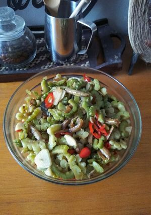 Foto resep Oseng Pare Teri Pedas