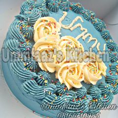 Buttercream icing A picture of Buttercream icing.
