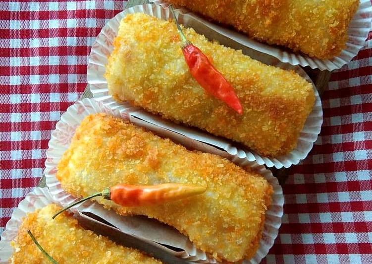 Cara Gampang Menyiapkan Risoles Rogout Ayam Anti Gagal
