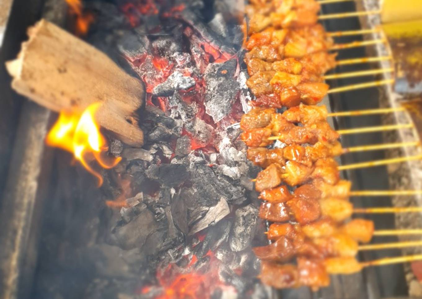 Sate babi manis pedas Bali