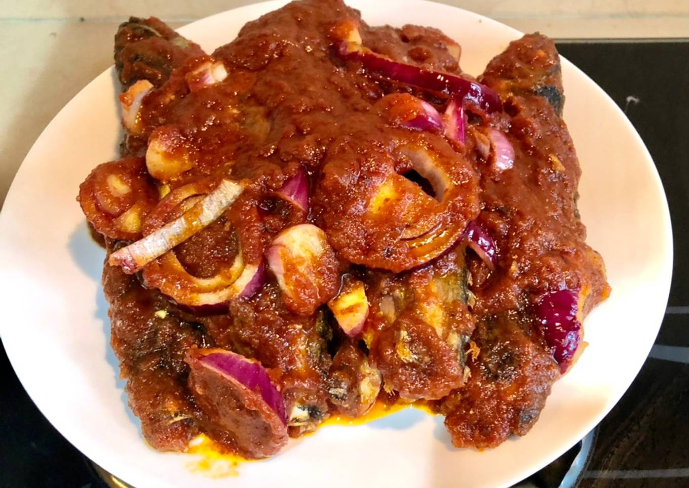 Cencaru masak sambal