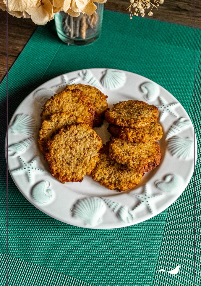 Una foto de Galletas de almendra y kumquat naranja 🍊