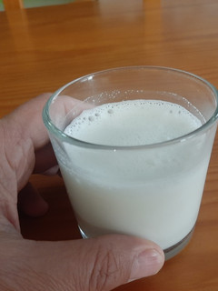 Una foto de "Leche" (bebida) de almendras