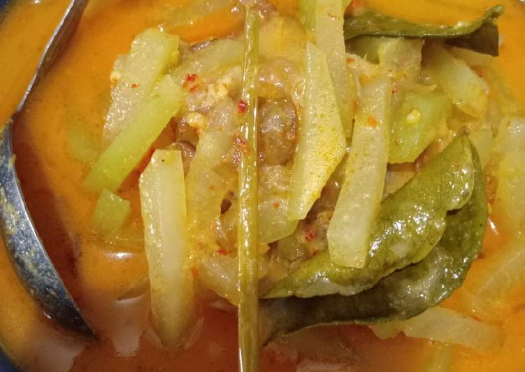 Opor Ayam Pepaya Muda