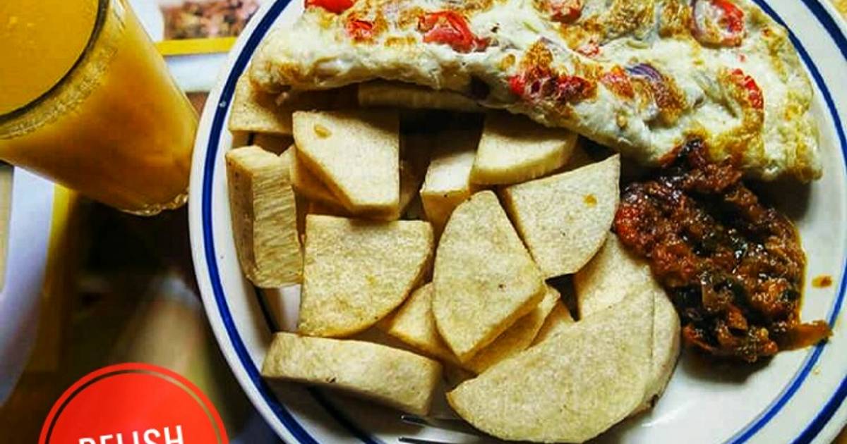 Fried yam, eggs and orange juice Recipe by Andrea💛(Delish Cuisine