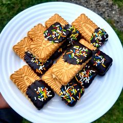 Revamped chocolate dip biscuits A picture of Revamped chocolate dip biscuits.