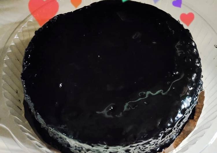Langkah Mudah untuk Menyiapkan Coklat Cake Super Moist With Coklat Ganache, Lezat Sekali