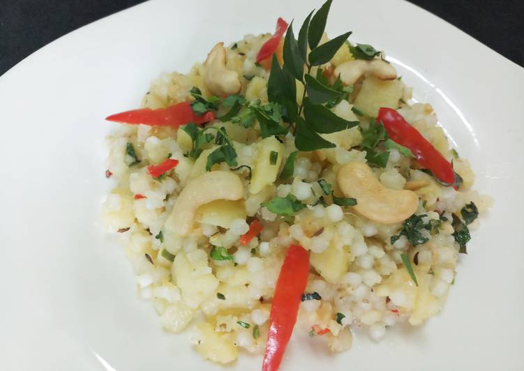 Recipe: Tasty Aloo Sabudana Khichdi